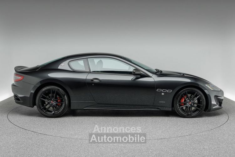 Maserati GranTurismo V8 4.7 460 Sport ''Special Edition'' 1 OF 400 Carbon HKardon JA20 Garantie 12 mois Prémium - <small></small> 114.990 € <small>TTC</small> - #3