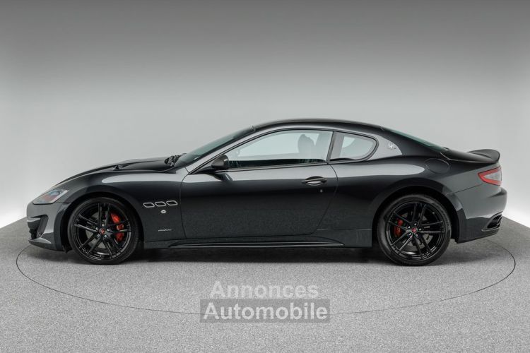 Maserati GranTurismo V8 4.7 460 Sport ''Special Edition'' 1 OF 400 Carbon HKardon JA20 Garantie 12 mois Prémium - <small></small> 114.990 € <small>TTC</small> - #4