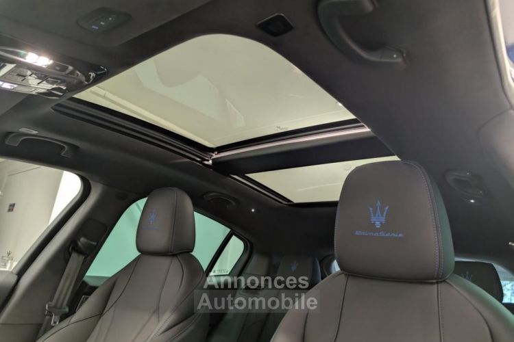 Maserati Grecale 2.0 300ch HYBRID MHEV PRIMASERIE Q4 BVA - <small></small> 88.890 € <small>TTC</small> - #17