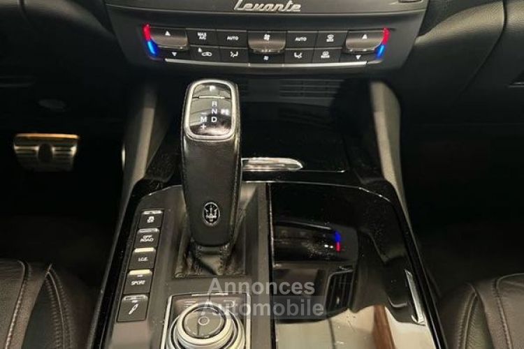 Maserati Levante 3.0 V6 275ch Q4 GranSport A partir de 640e par mois Véhicule suivi Réservoir d'AdBlue changé - <small></small> 39.990 € <small>TTC</small> - #5