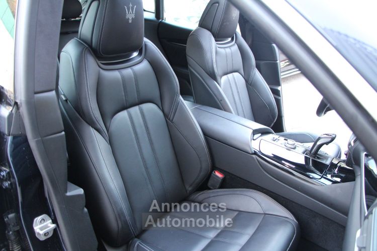 Maserati Levante 3.0 V6 Bi-Turbo 350 Q4 - <small>A partir de </small>890 EUR <small>/ mois</small> - #25