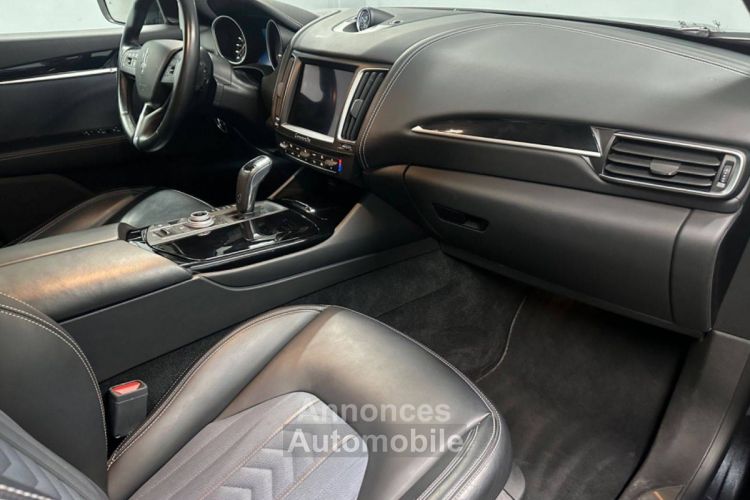 Maserati Levante 3.0 V6 S Q4 GRANLUSSO 430CH ATTELAGE*PANO - <small></small> 60.900 € <small>TTC</small> - #19