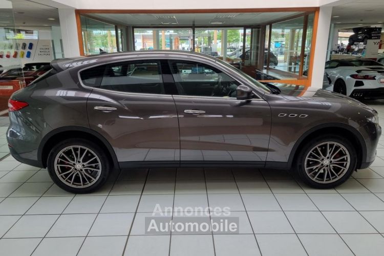 Maserati Levante 3.0i V6 350 - BVA Q4 - <small></small> 59.900 € <small>TTC</small> - #26