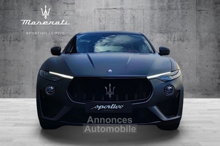 Maserati Levante 3.8 V8 TROFEO / Garantie 12 mois - <small></small> 135.800 € <small></small> - #3