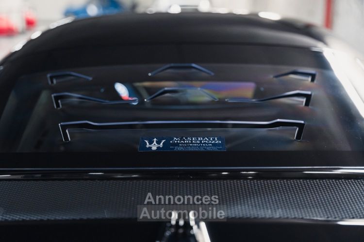 Maserati MC20 V6 3.0 630 Blu Infinito - <small>A partir de </small>2.450 EUR <small>/ mois</small> - #20