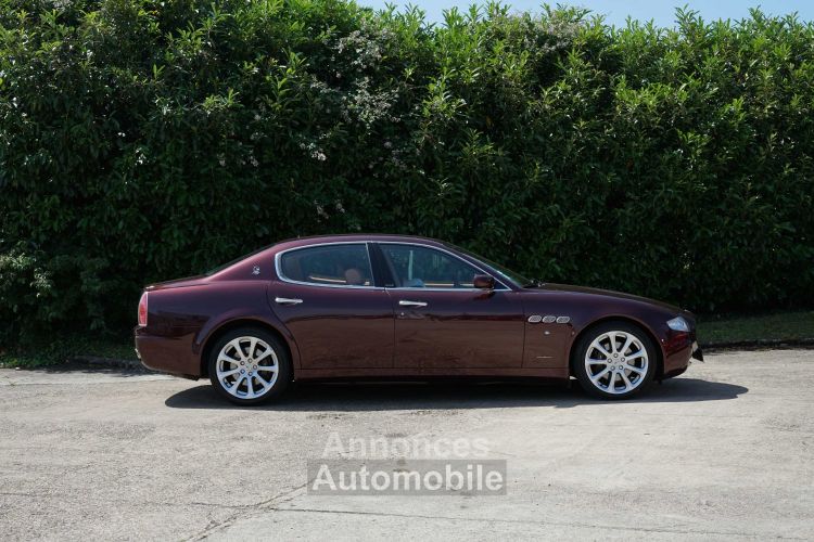 Maserati Quattroporte 4.2 V8 400 Ch EXECUTIVE GT DuoSelect (boite F1) - PARFAIT Etat - Origine France - 2 Propriétaire - Historique MASERATI France - Garantie 12 Mois - <small></small> 29.900 € <small>TTC</small> - #6