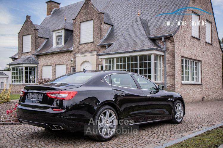 Maserati Quattroporte GTS 3.8 Bi-Turbo V8 - ZETELVENTILATIE - CAMERA - KEYLESS GO - PANO OPEN DAK - <small></small> 30.999 € <small>TTC</small> - #2