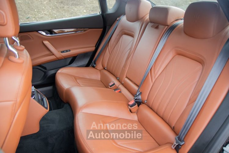 Maserati Quattroporte GTS 3.8 Bi-Turbo V8 - ZETELVENTILATIE - CAMERA - KEYLESS GO - PANO OPEN DAK - <small></small> 30.999 € <small>TTC</small> - #16