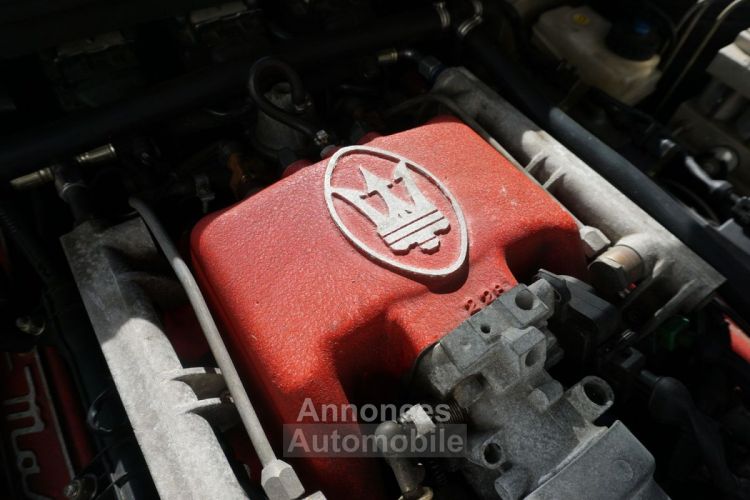 Maserati Quattroporte IV 2.8L V6 284 ch - 94000 km - <small></small> 12.990 € <small>TTC</small> - #21