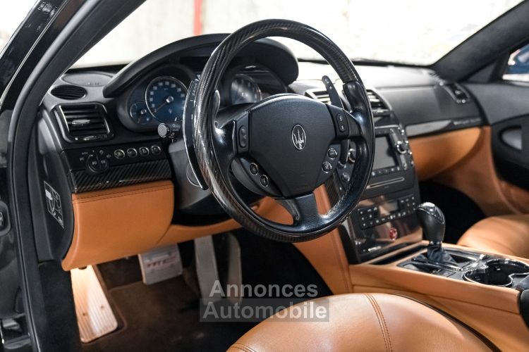 Maserati Quattroporte Sport GTS V 4.7 V8 440 - <small>A partir de </small>650 EUR <small>/ mois</small> - #28