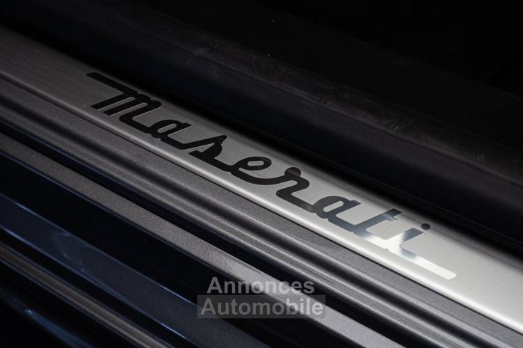 Maserati Quattroporte V6 430 ch Modena Q4 - <small></small> 169.900 € <small>TTC</small> - #21