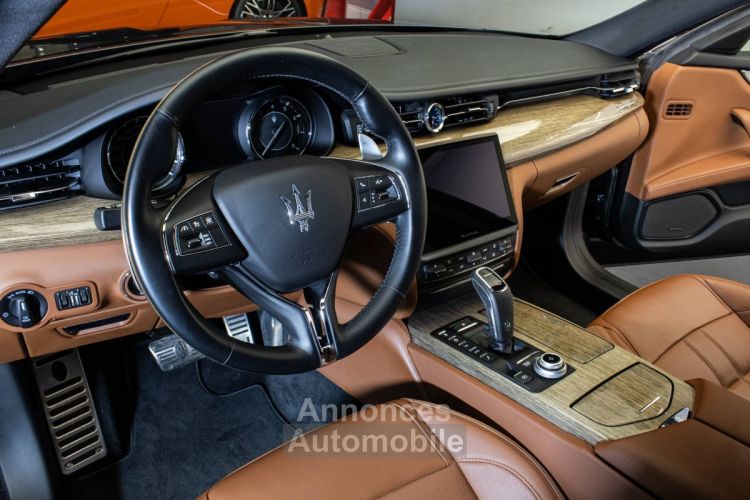 Maserati Quattroporte V6 430 ch Modena Q4 - <small></small> 99.900 € <small>TTC</small> - #14