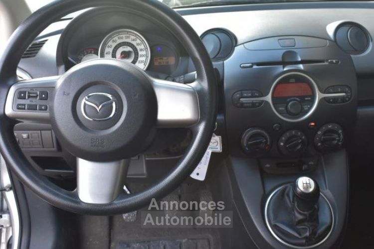 Mazda 2 1.3i Sport - <small></small> 5.950 € <small>TTC</small> - #1