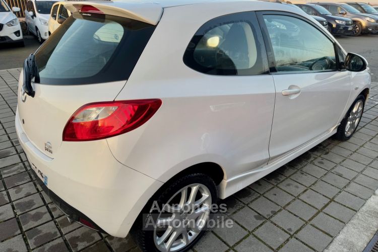 Mazda 2 1.5i - 16V - <small></small> 7.490 € <small>TTC</small> - #5