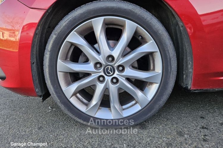 Mazda 3 1.5 SKYACTIV-D 105 ELEGANCE 5P - <small></small> 10.490 € <small>TTC</small> - #10