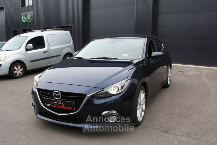 Mazda 3 III 2.2 150 Dynamique 5p MOTEUR HS - <small></small> 6.990 € <small>TTC</small> - #3