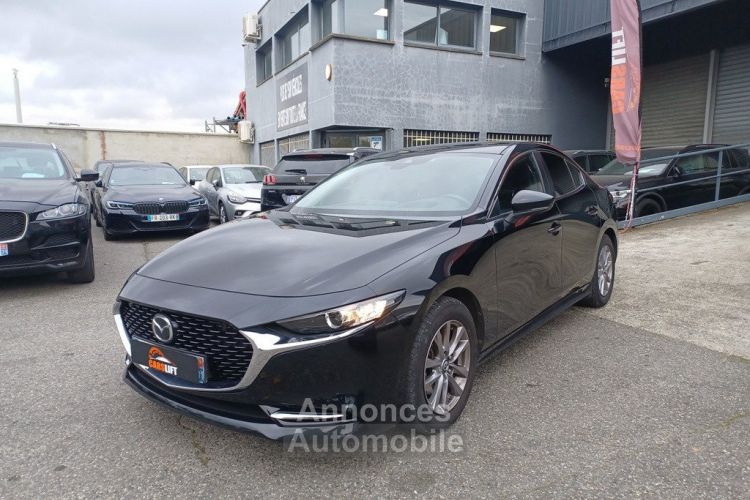 Mazda 3 IV Hatchback 2.0 SkyActiv-X 16V Mild Hybrid 179 cv BUSINESS EXECUTIVE - HISTORIQUE EXCLUSIF FINANCEMENT POSSIBLE - <small></small> 21.490 € <small>TTC</small> - #3