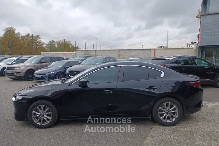 Mazda 3 IV Hatchback 2.0 SkyActiv-X 16V Mild Hybrid 179 cv BUSINESS EXECUTIVE - HISTORIQUE EXCLUSIF FINANCEMENT POSSIBLE - <small></small> 21.490 € <small>TTC</small> - #4