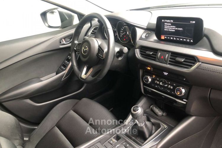 Mazda 6 2.0i Skydrive Premium Edition (21527km) - <small></small> 18.950 € <small>TTC</small> - #21