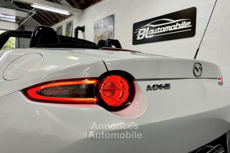 Mazda MX-5 1.5 SKYACTIV-G 131 ELEGANCE - <small></small> 17.480 € <small>TTC</small> - #17