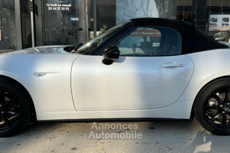 Mazda MX-5 2.0l SKYACTIV-G 184ch Exclusive Nav Entretien Feux BI-LED - <small></small> 23.490 € <small>TTC</small> - #20