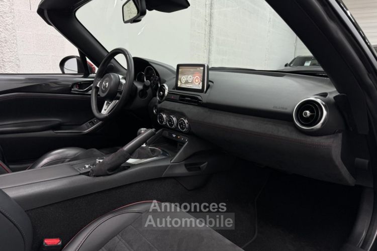 Mazda MX-5 RF 2.0 Skyactiv-G 160 CH BVM6 SELECTION RECARO PACK SPORT 1ERE MAIN - GARANTIE 6 MOIS - <small></small> 27.490 € <small>TTC</small> - #18