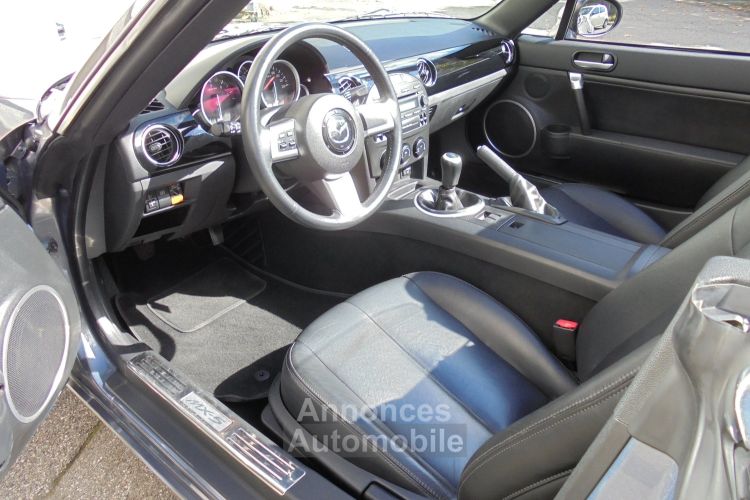 Mazda MX-5 ROADSTER COUPE 1.8 L 126 CH 1ère main - <small></small> 16.250 € <small>TTC</small> - #25