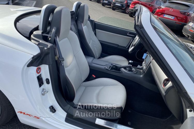 Mazda MX-5 Roadster Coupé (3) 2.0 MZR Performance 2 portes Cabriolet (avril 2013) (co2 181) - <small></small> 19.990 € <small>TTC</small> - #22