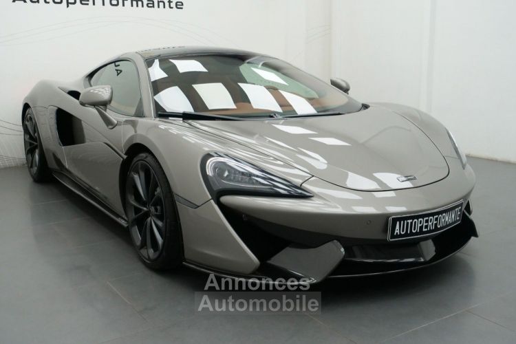 McLaren 570GT BLADE SILVER TOIT PANO CERAMIQUES B&W Garantie 12 mois - <small></small> 154.000 € <small>TTC</small> - #6