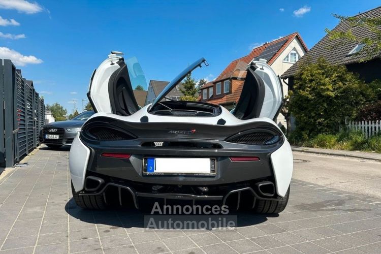 McLaren 570GT B&W / Garantie McLaren - <small></small> 144.900 € <small>TTC</small> - #4