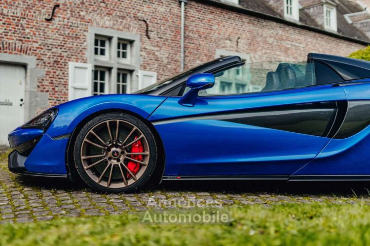 McLaren 570S Spider-Vega Blue-Xpel-Vat refundable-like new - <small></small> 163.570 € <small>TTC</small> - #2