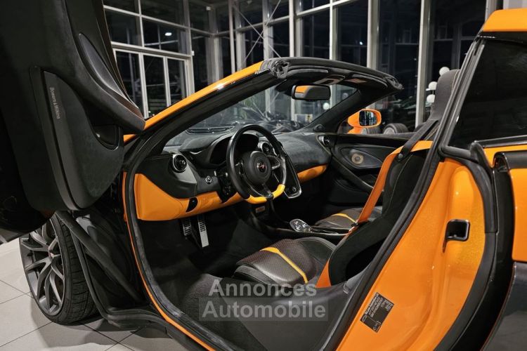 McLaren 570S V8 3.8 570S Spider LED Carbon Orage Ventura GPS Garantie McLaren 02/2025 - <small></small> 195.990 € <small>TTC</small> - #13