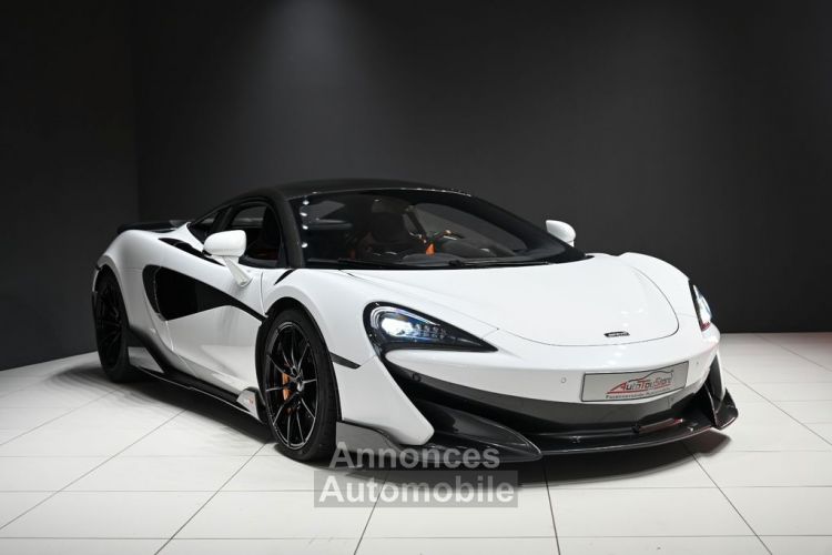 McLaren 600LT V8 3.8 L 600 ch 600LT SENNA CARBON B&W Blanche 1èreM Garantie 12 mois - <small></small> 245.490 € <small>TTC</small> - #2