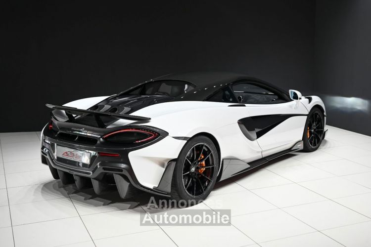 McLaren 600LT V8 3.8 L 600 ch 600LT SENNA CARBON B&W Blanche 1èreM Garantie 12 mois - <small></small> 245.490 € <small>TTC</small> - #9