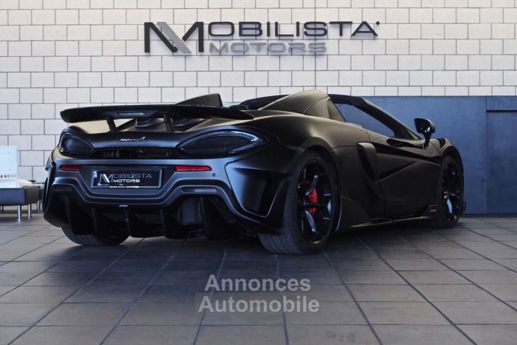 McLaren 600LT V8 3.8 L 600 ch 600LT Spider MSO CARBON B&W  Noir Garantie 12 mois - <small></small> 244.990 € <small></small> - #13