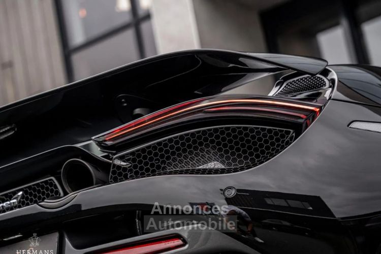 McLaren 720S V8 4.0 721 ch , Pack Carbon  . Carbon - Céramic , Son Bower&W , GARANTIE  MCLAREN JUSQU'AU 07.2025 - <small></small> 250.990 € <small>TTC</small> - #15