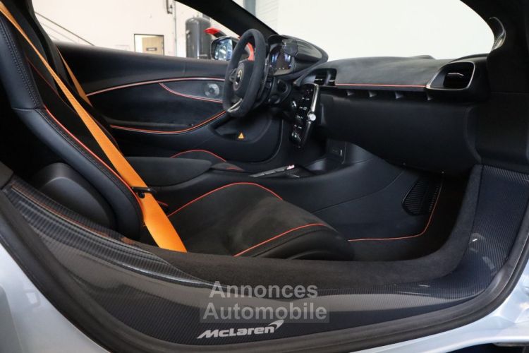 McLaren Artura  - <small></small> 264.900 € <small>TTC</small> - #11