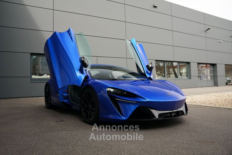 McLaren Artura Performance - Lando Norris - Blue Véga - Garantie McLaren - <small></small> 258.990 € <small></small> - #9