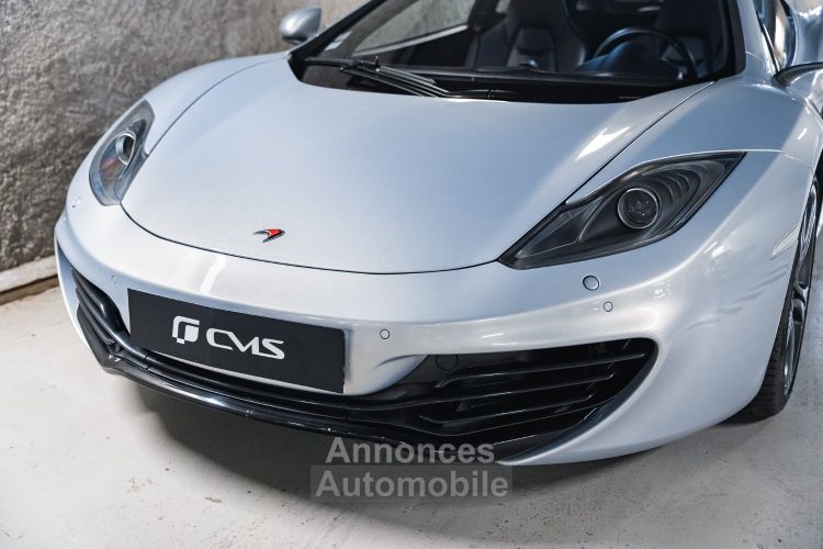 McLaren MP4-12C 3.8 V8 Twin-turbo - <small>A partir de </small>1.300 EUR <small>/ mois</small> - #7