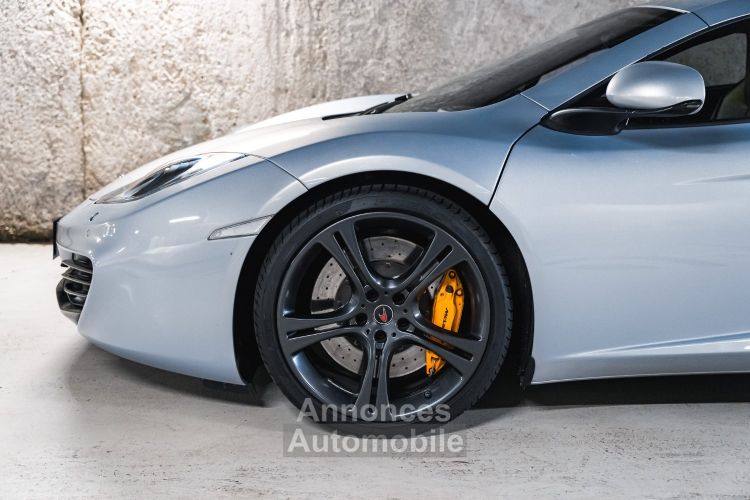 McLaren MP4-12C 3.8 V8 Twin-turbo - <small>A partir de </small>1.300 EUR <small>/ mois</small> - #11