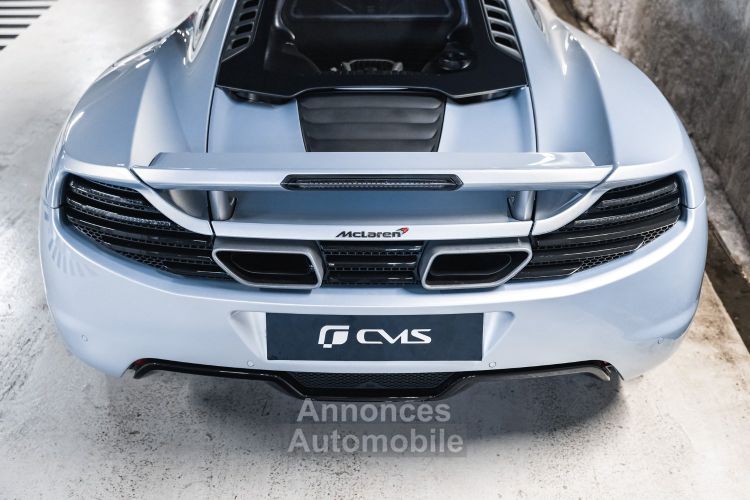 McLaren MP4-12C 3.8 V8 Twin-turbo - <small>A partir de </small>1.300 EUR <small>/ mois</small> - #22