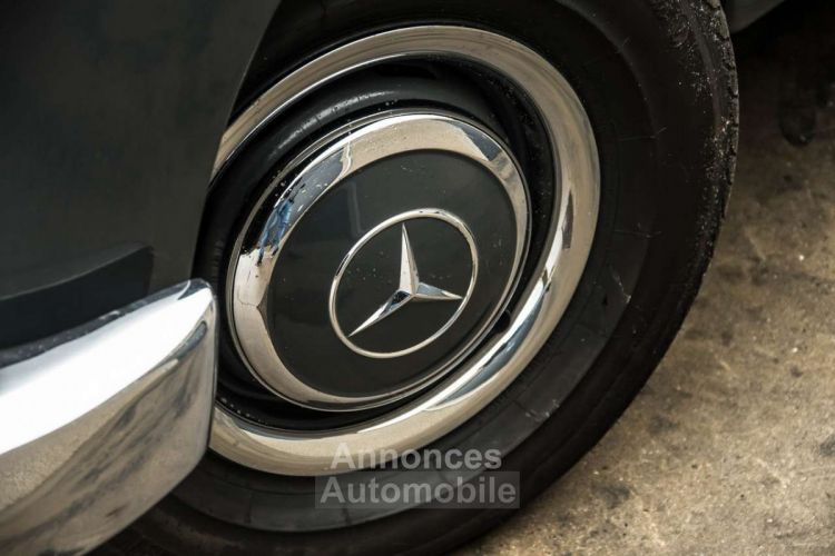Mercedes 180 - <small></small> 31.950 € <small>TTC</small> - #12
