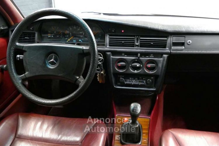 Mercedes 190 diesel - <small></small> 6.950 € <small>TTC</small> - #14