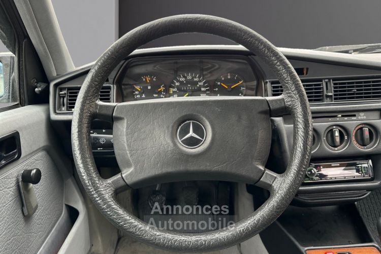 Mercedes 190 W 201 E 1.8 i 109 ch - <small></small> 3.990 € <small>TTC</small> - #11