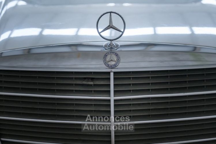 Mercedes 200 - <small></small> 12.800 € <small>TTC</small> - #18