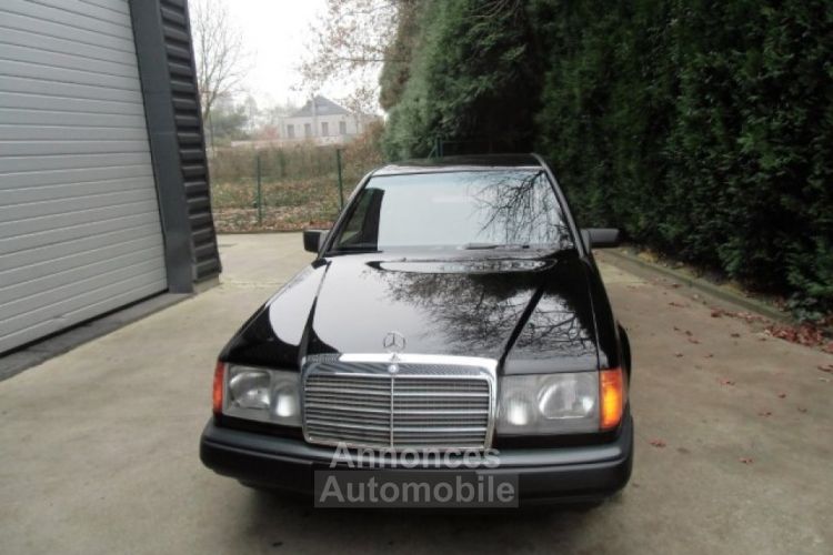 Mercedes 200 - <small></small> 15.500 € <small>TTC</small> - #19