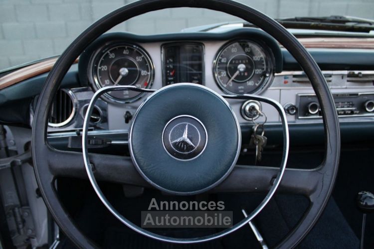 Mercedes 200 200-Series  - <small></small> 118.000 € <small>TTC</small> - #31