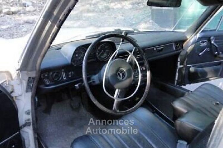 Mercedes 200 200-Series  - <small></small> 18.000 € <small>TTC</small> - #5