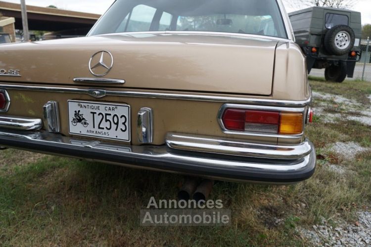 Mercedes 200 200-Series  - <small></small> 19.000 € <small>TTC</small> - #18