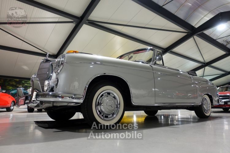 Mercedes 220 220S cabrio - <small></small> 127.500 € <small>TTC</small> - #4